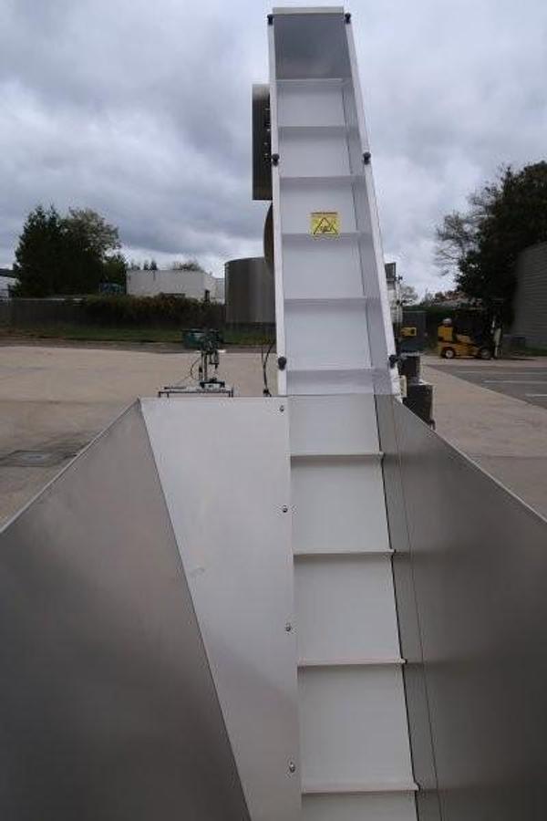 Used Kaps-All FS-B Inclined Cleated Belt Escalator/Cap Elevator
