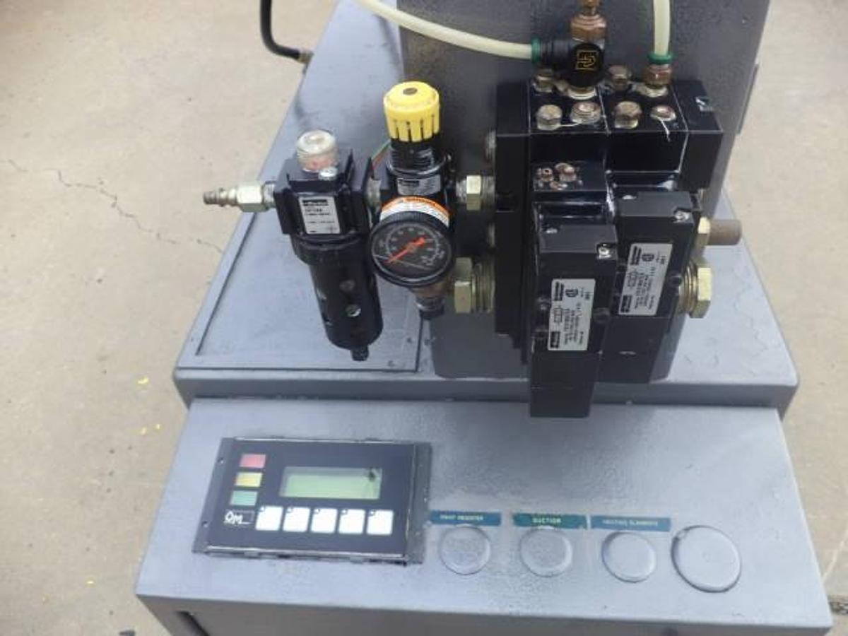 Used Comadis automatic plastic radiant heat tube filler