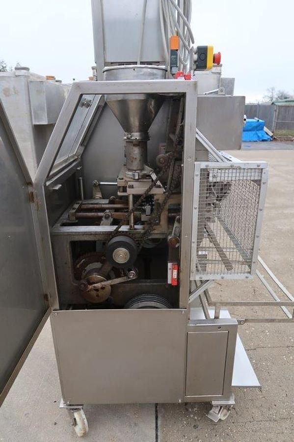 Used Toresani MR265 Cappelletti Machine