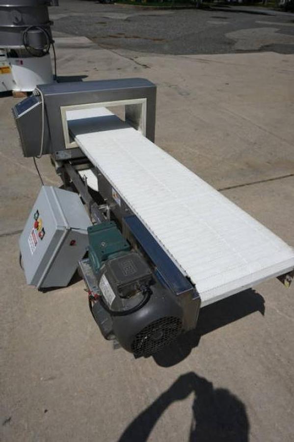 Used S + S 19-1/2 in. X 6-5/8 in. conveyorized metal Detector, Stainless Steel Frame