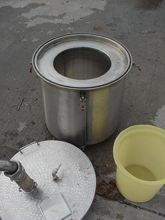 Used 5 Gal. Ss Portable Pressure Tank