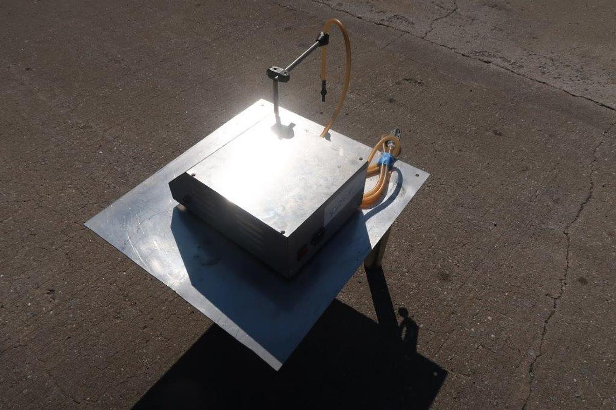 Used Tabletop Liquid Filler, Single Phase Electrics
