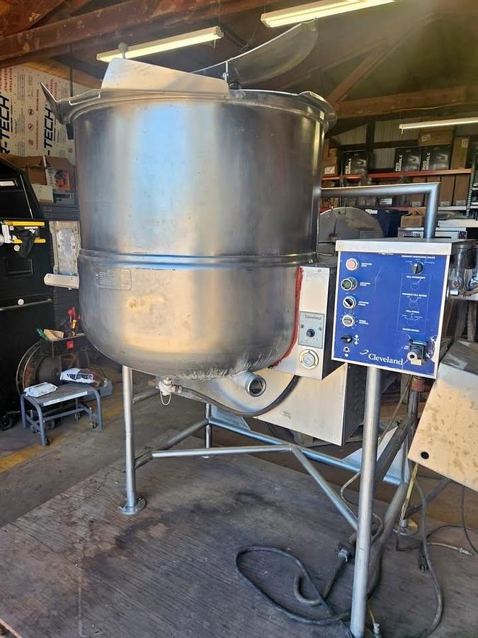 Used Cleveland 100 Gallon Gas Fired Mix Kettle, Tilt Agitation