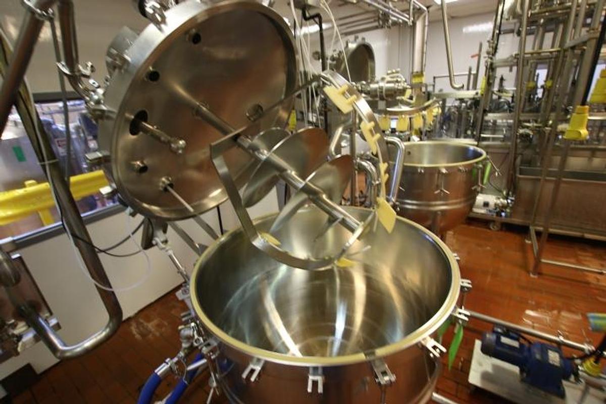 Used 100 Gallon Lee Dual Agitated Vacuum Kettle/Reactor, Tilt Out Agitation