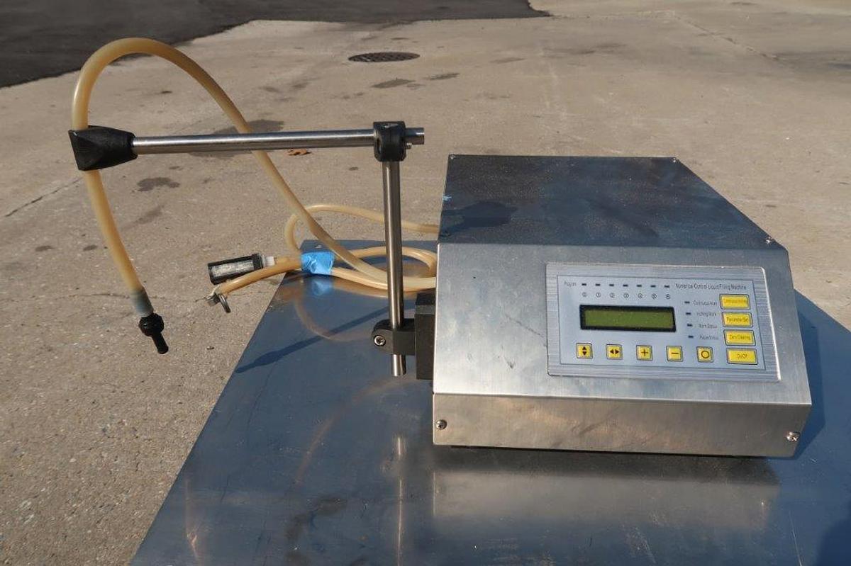 Used Tabletop Liquid Filler, Single Phase Electrics