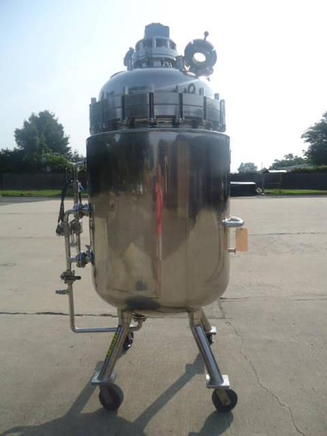 Used Olsa 200 Gallon Stainless Steel Sanitary Vacuum Reactor, Portable