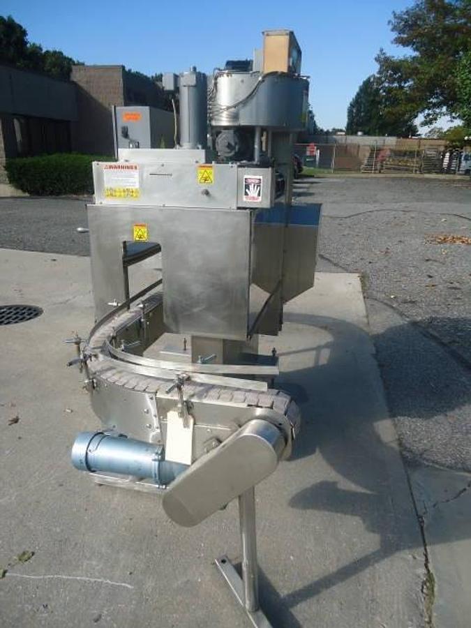Used Kaps-All Ga6 Six Spindle Screw Capper/Snap Capper, 200 Per Minute