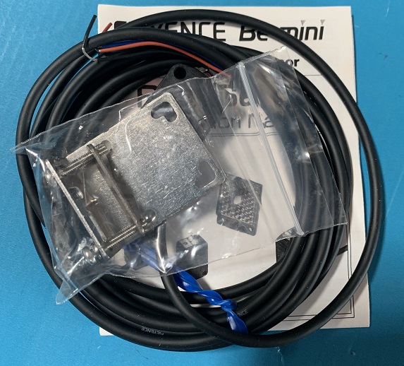 Used Keyence Photoelectric Sensor PZ2-42
