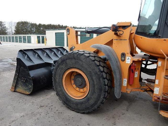 Used 2013 CASE 621-F