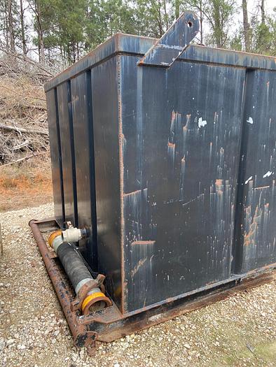 Used NA Closed Top Mix Tank