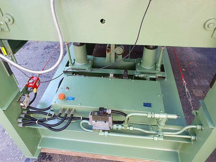Used 1984 Höfer Austria Höfer solid wood moulding and veneer press MHP 50