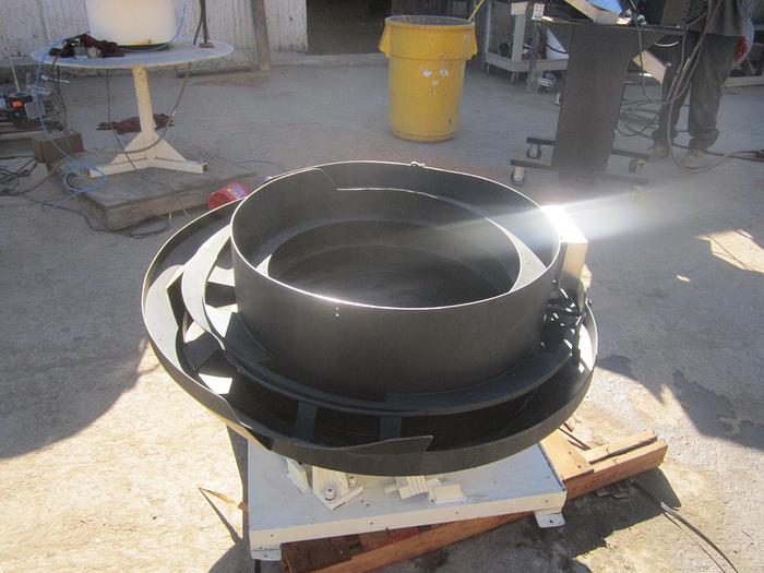Used Sorter, Cap, 42", Bowl, Epoxy, Cal Vibratory Feeder #S739531