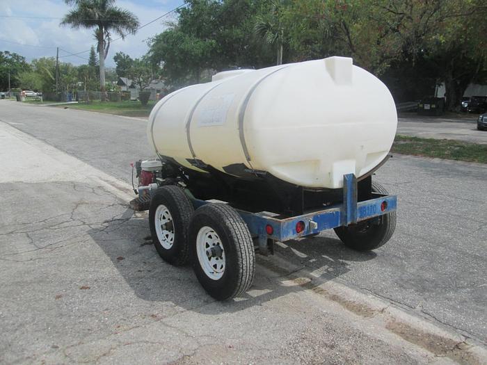 Used 750 Gallon Water Tank And Trailer