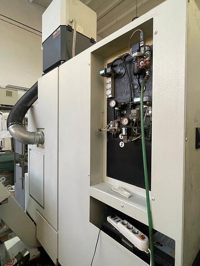 Used Torio ad asse orizzontale testa fissa MORISEIKI NL 2000 SY