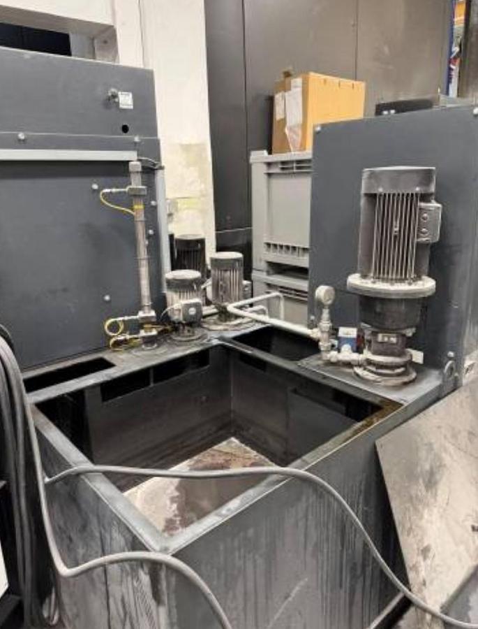 Used Centro di lavoro 5 assi DMG DMU 210 P