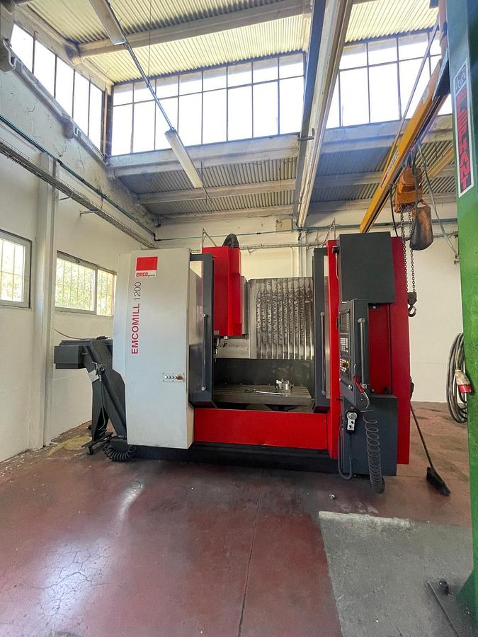 Used Centro di lavoro verticale EMCO EM 1200 