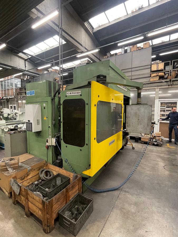 Used Centro di lavoro verticale 5 assi CB FERRARI A15