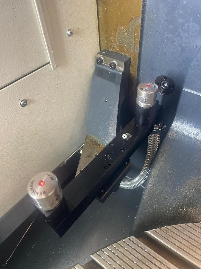 Used Centro di lavoro verticale 5 assi DMG DMU50