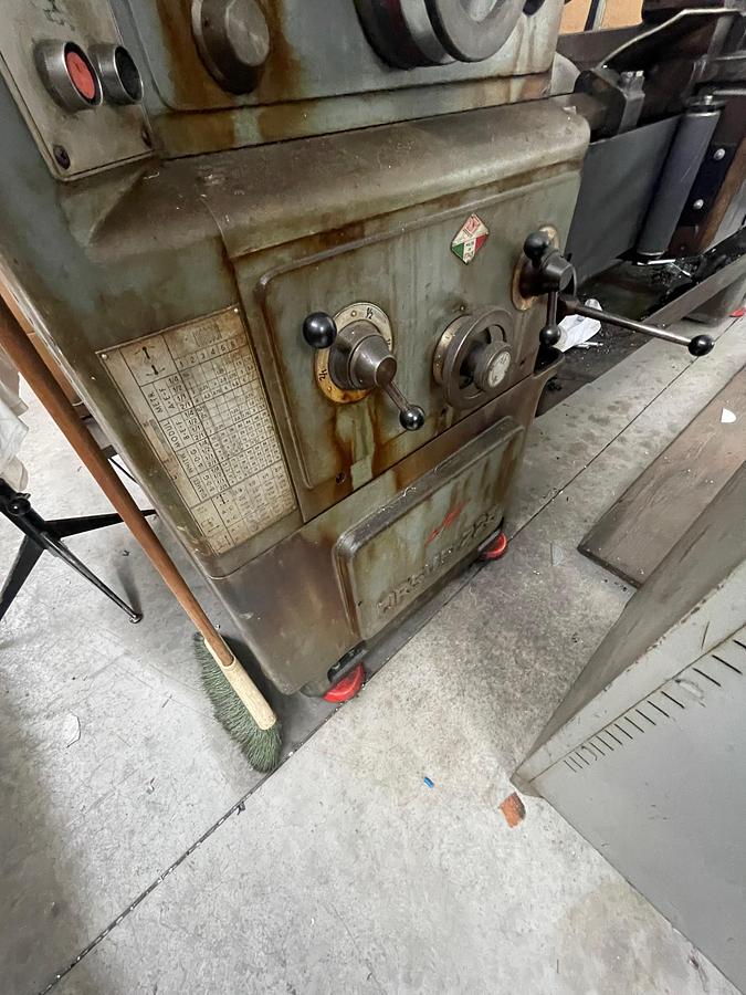 Used Tornio parallelo CMT 250 