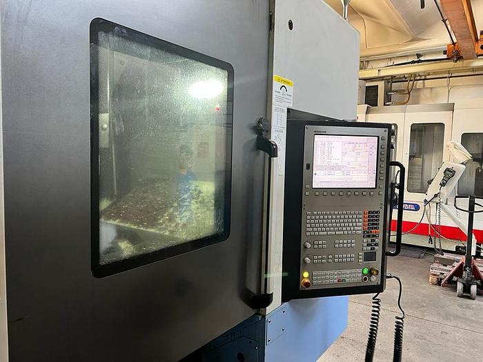 Usato CENTRO DI LAVORO VERTICALE DOOSAN VC 630-5AX