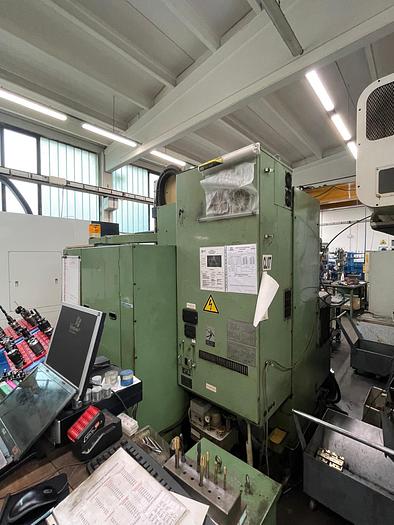 Used Centro di lavoro verticale MORISEIKI MV 40 