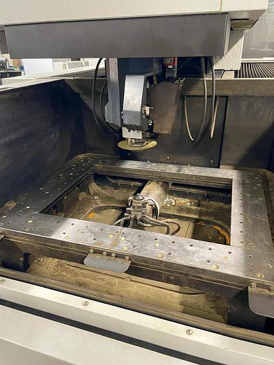 Used Elettroerosione MITSUBISHI ELECTRIC MV 2400 S