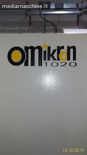 Usato CENTRO DI LAVORO VERTICALE SHE HONG OMICRON 1020