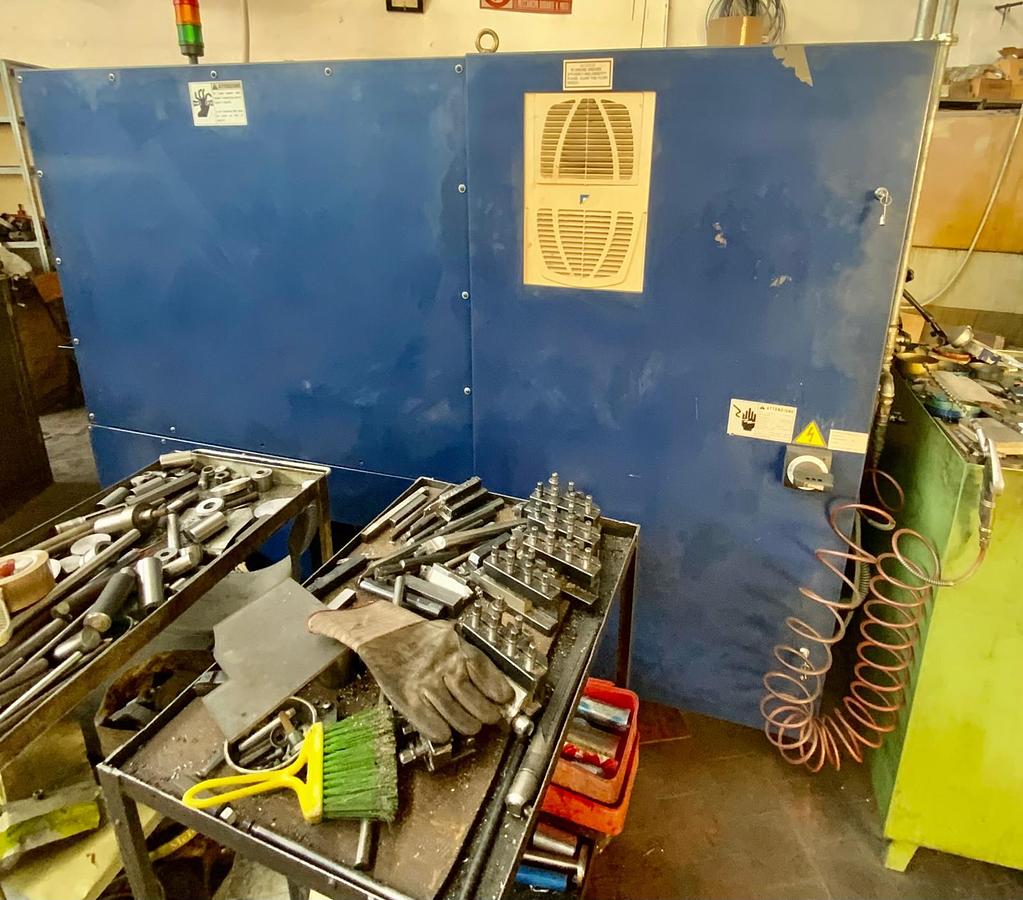 Used Tornio cnc ad asse orizzontale FEMCO HL-25