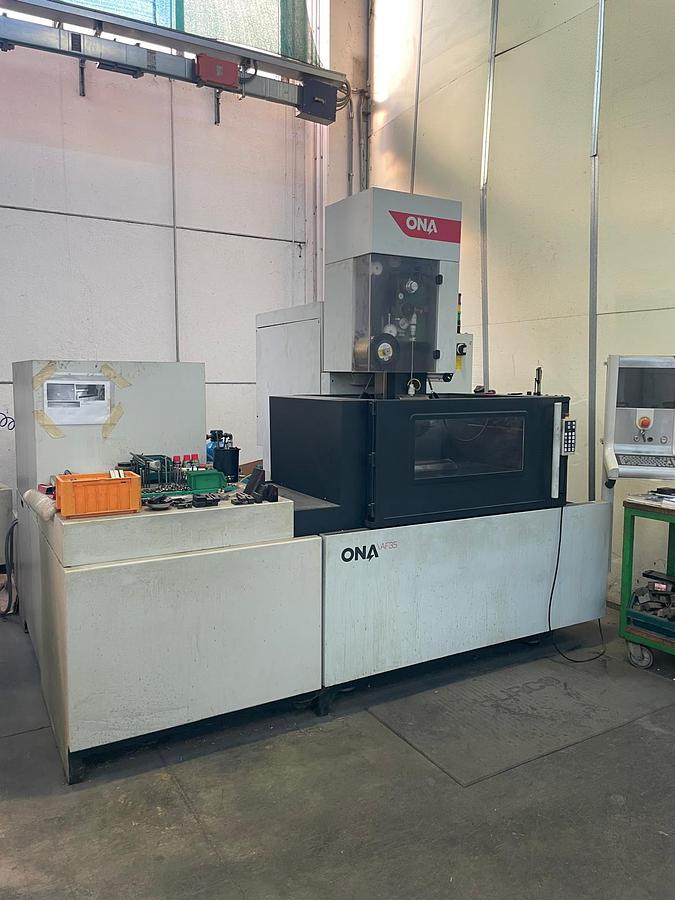 Used Elettroerosione a filo ONA AF35