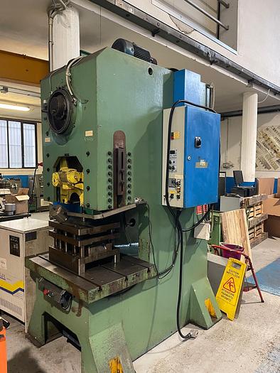 Used Pressa SMERAL 250