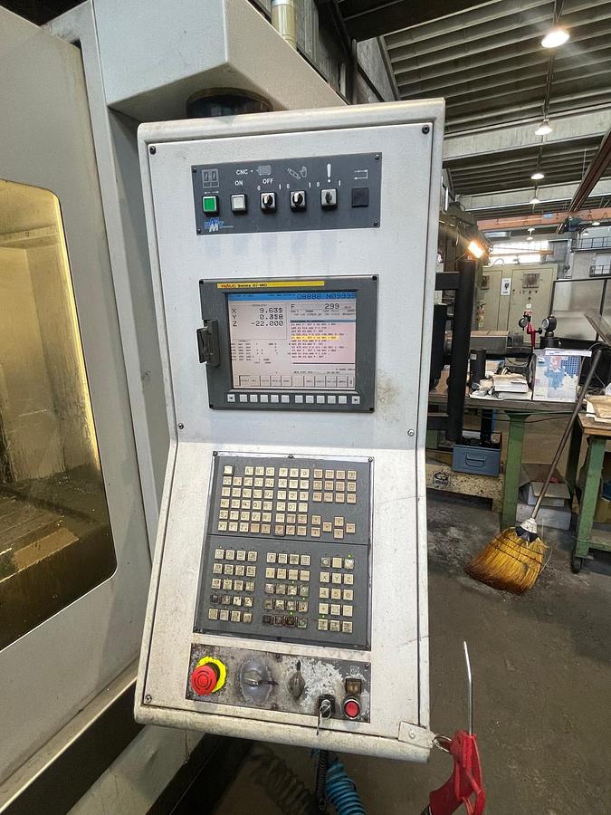 Used Centro di lavoro verticale RMT 