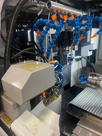 Usato TORNIO CNC A FANTINA MOBILE TSUGAMI B0386E-III CON CARICATORE DI BARRE TOP AUTOMAZIONI RES 442