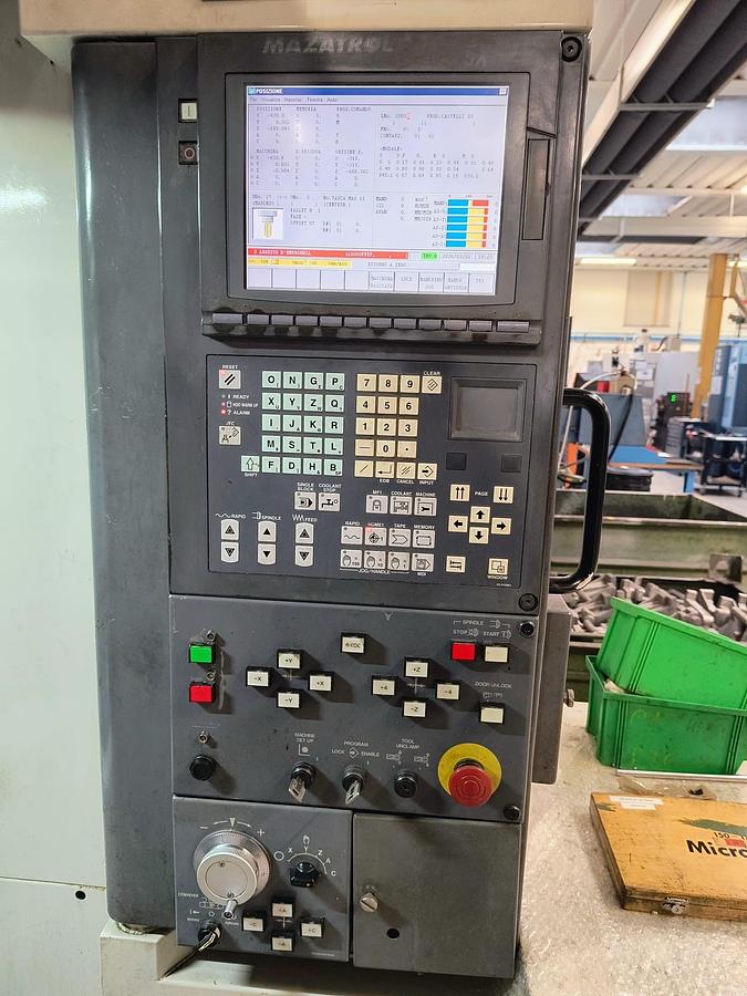 Used Centro di lavoro verticale pallettizzato MAZAK VARIAXIS 630