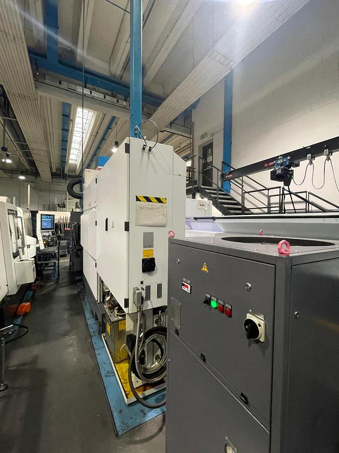 Used Tornio ad asse orizzontale testa fissa CNC SIEMENS