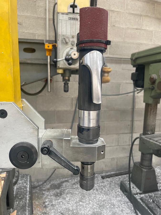 Used Maschiatrice orientabile CMA LCNM12