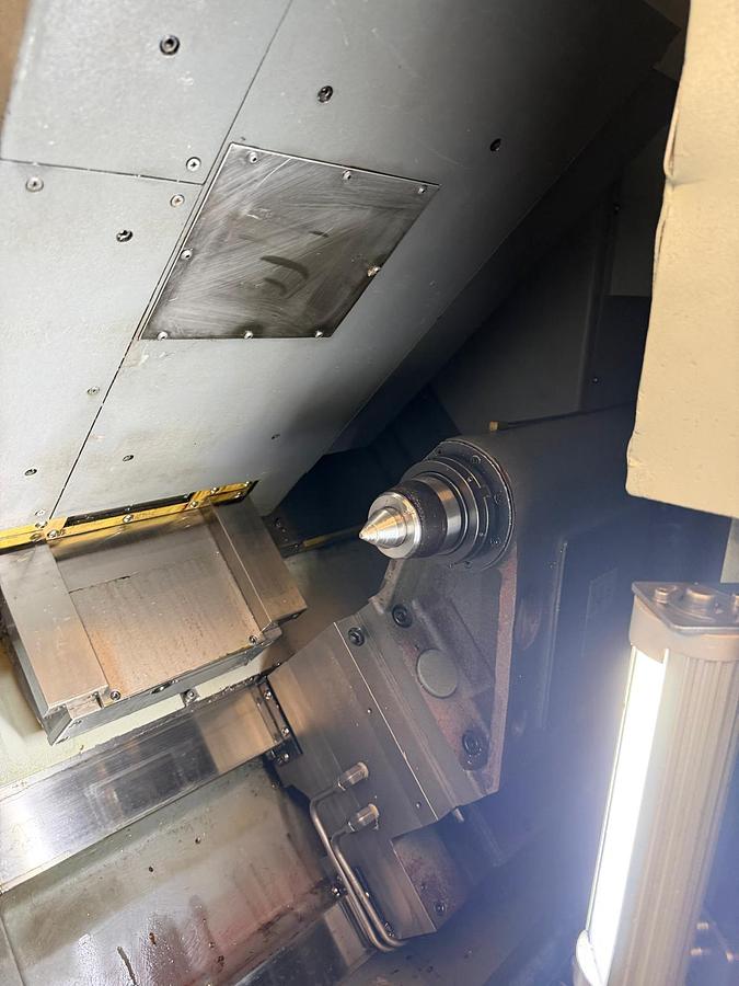 Used Tornio cnc ad asse orizzontale HYUNDAI-KIA SKT 15 SLM 