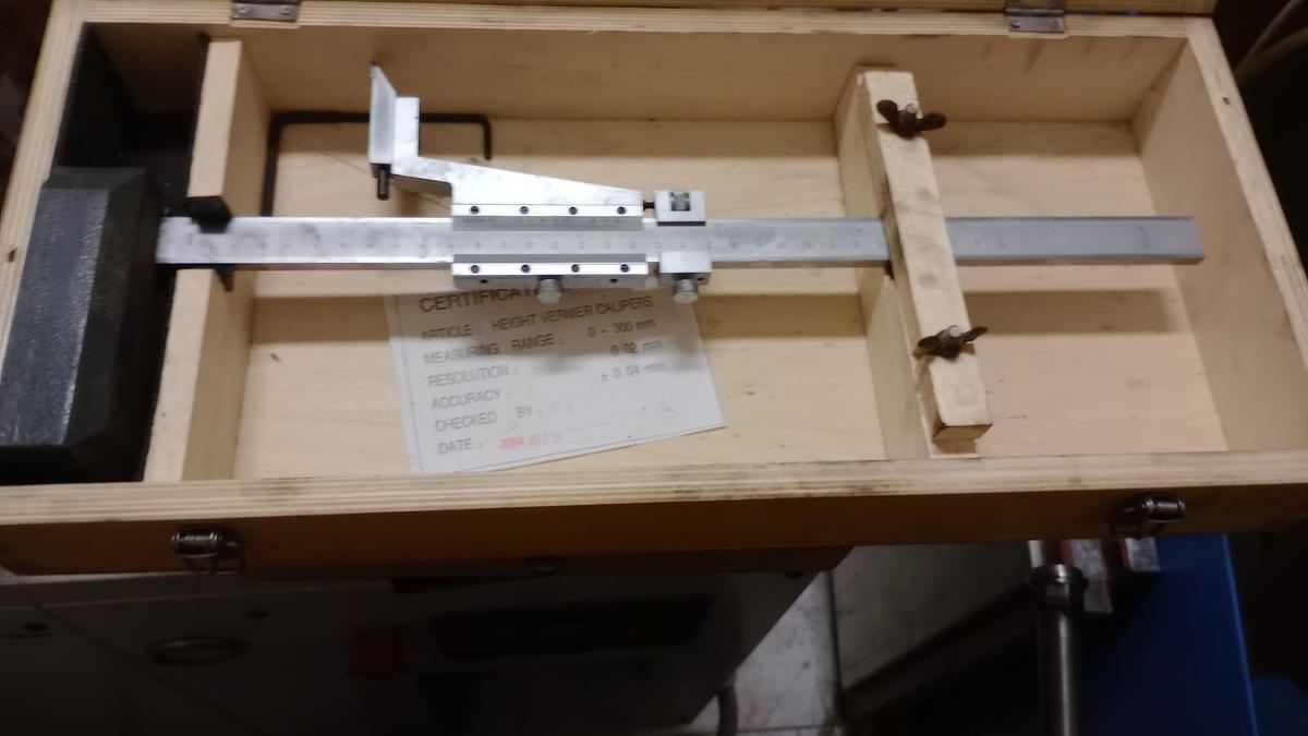 Used Fresatrice manuale SCHAUBLIN 13