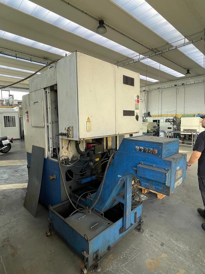 Used Tornio verticale DAEWOO PUMA V 300