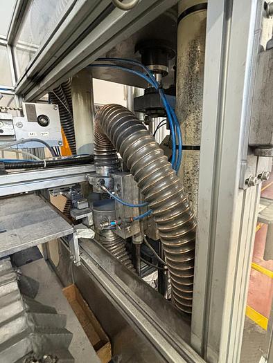 Usato PRESSA 12 TON FRATELLI MILANO MOD. MFI-EL-12TCNC-001