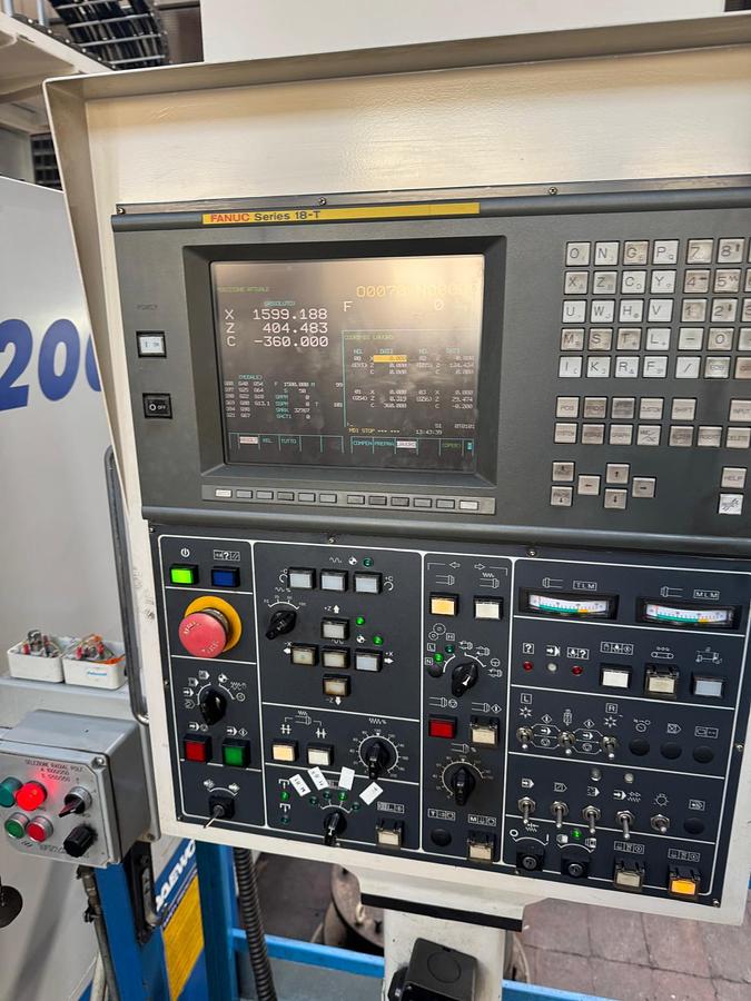 Used Tornio verticale DAEWOO - DOOSAN PUMA V-1200M