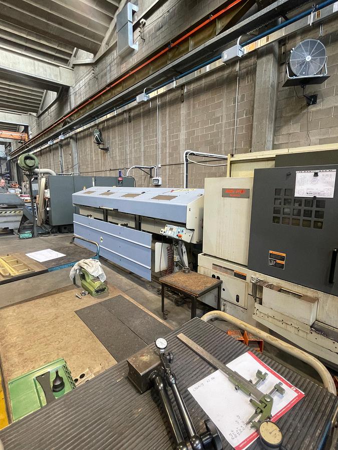 Used Tornio cnc testa fissa ad asse orizzontale MORISEIKI NL 2500 SY