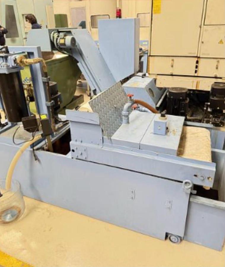 Used Centro di lavoro verticale 5 assi in continuo MAZAK VARIAXIS 630-5X
