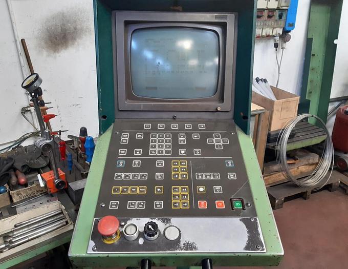 Usato FRESATRICE MAHO MH 800 E CORSE MM X 800; Y500; Z500 ISO 40 CNC PHILIPS 432 