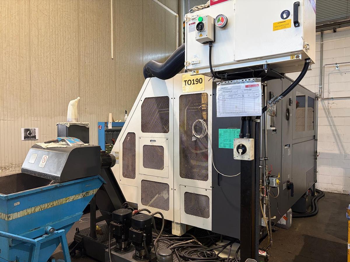 Used Tornio testa fissa NAKAMURA WT 300