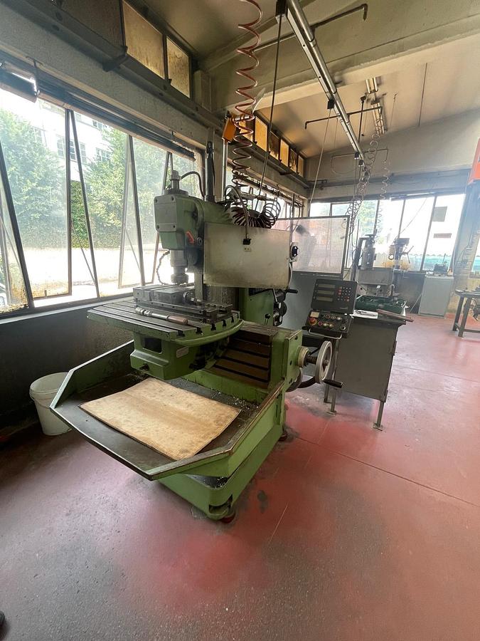 Used Fresatrice manuale DECKEL FP4M