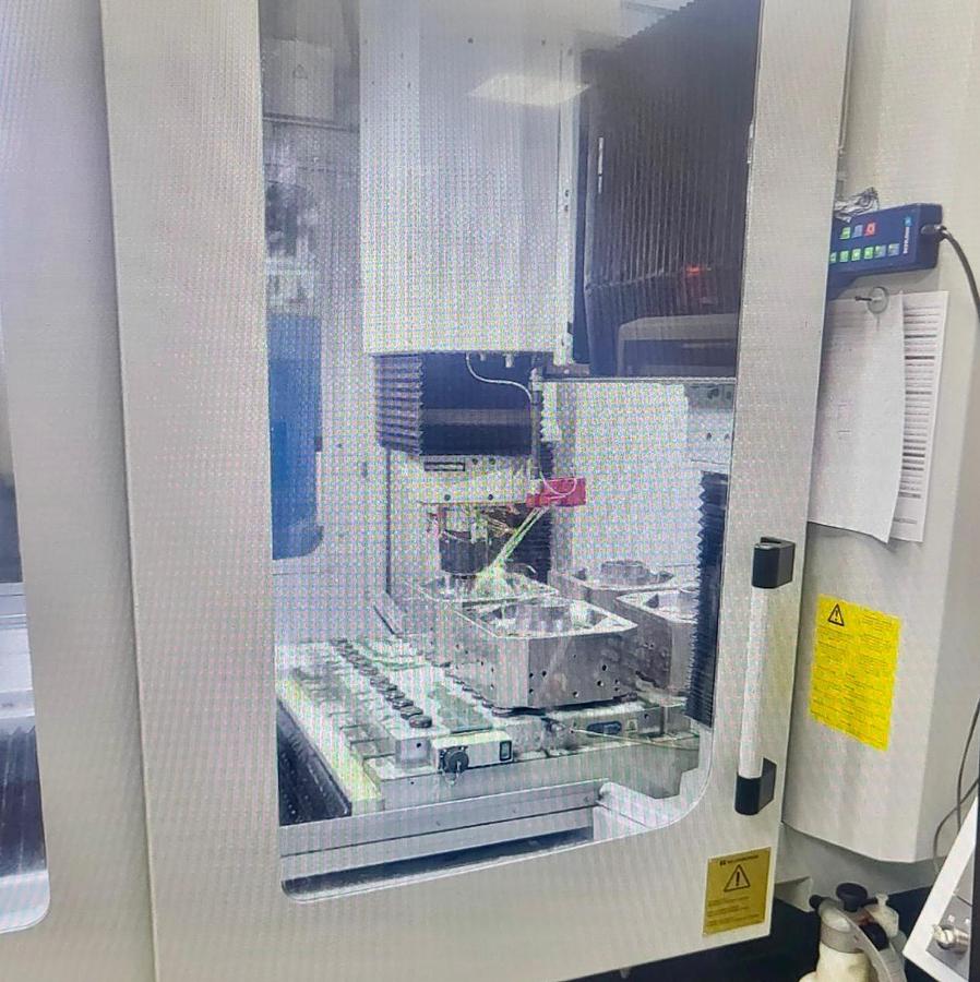 Used Rettifica per interni 5 assi CNC FANUC