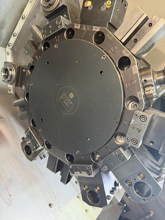 Used Tornio cnc ad asse orizzontale HYUNDAI-KIA SKT 15 SLM 