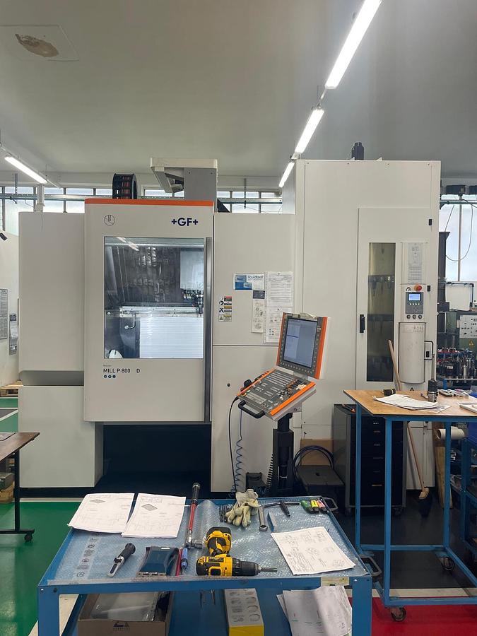 Used Centro di lavoro MIKRON MILL P 800 D