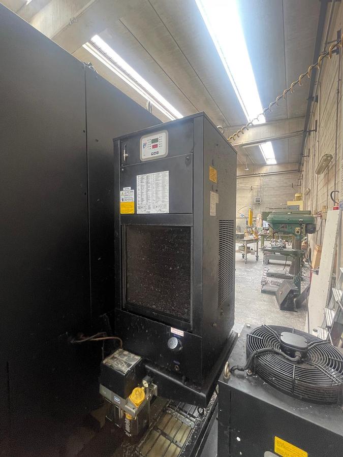 Used Centro di lavoro verticale MICROCUT V-30 THE CHALLENGER