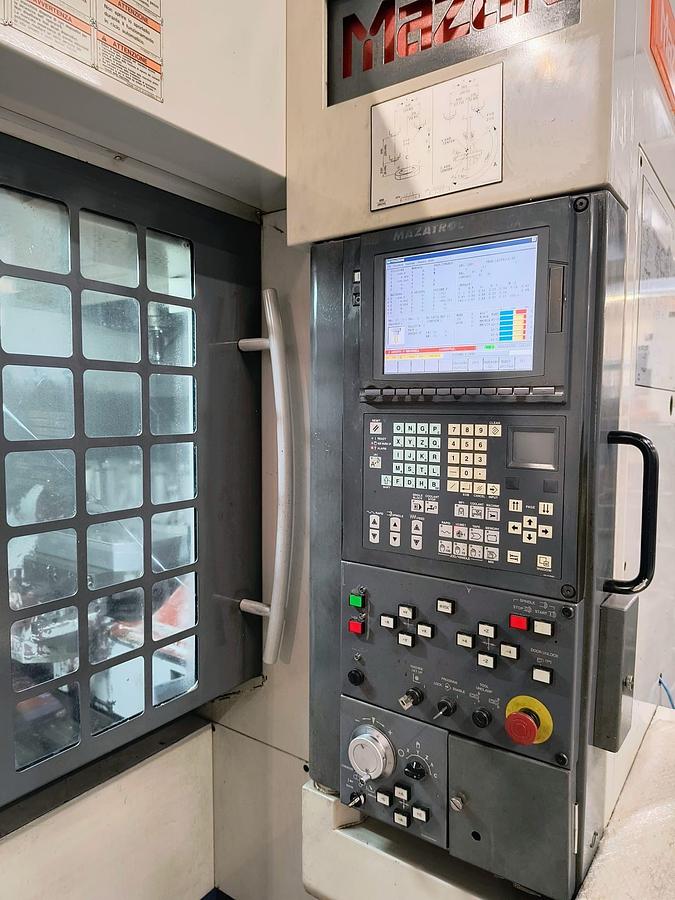 Used Centro di lavoro verticale pallettizzato MAZAK VARIAXIS 630